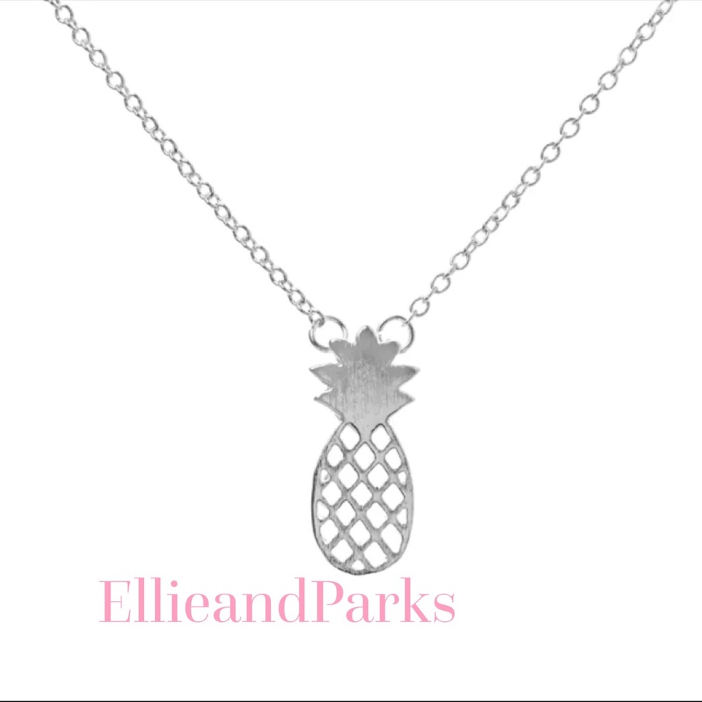 Dainty Pineapple necklace silver - Picture 4 of 8